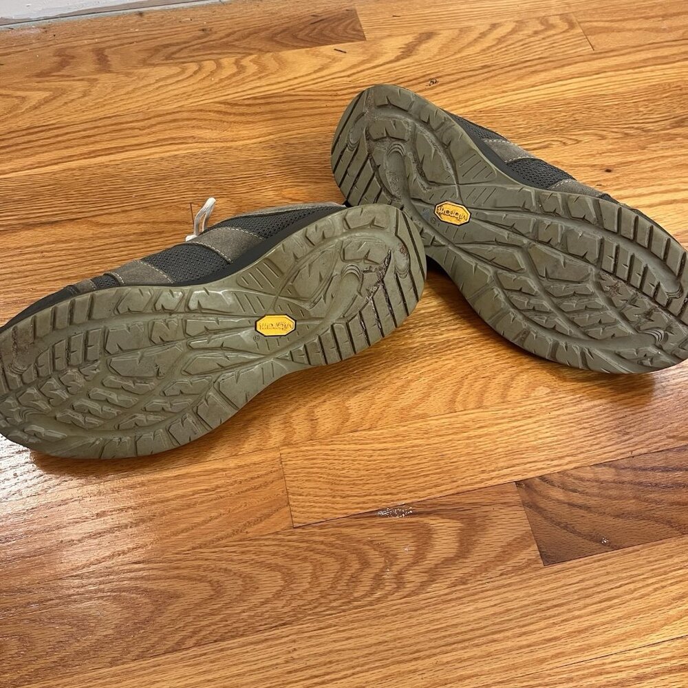 Chaco Size 11.5 Hiking Vade Bulloo Shoes Men Suede Green Ridgeline Vibram Sole - Picture 3 of 7